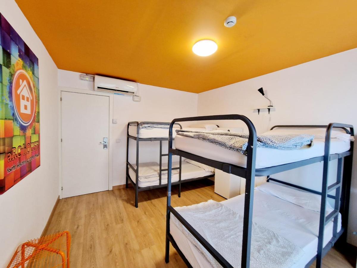 Arc House Hostel